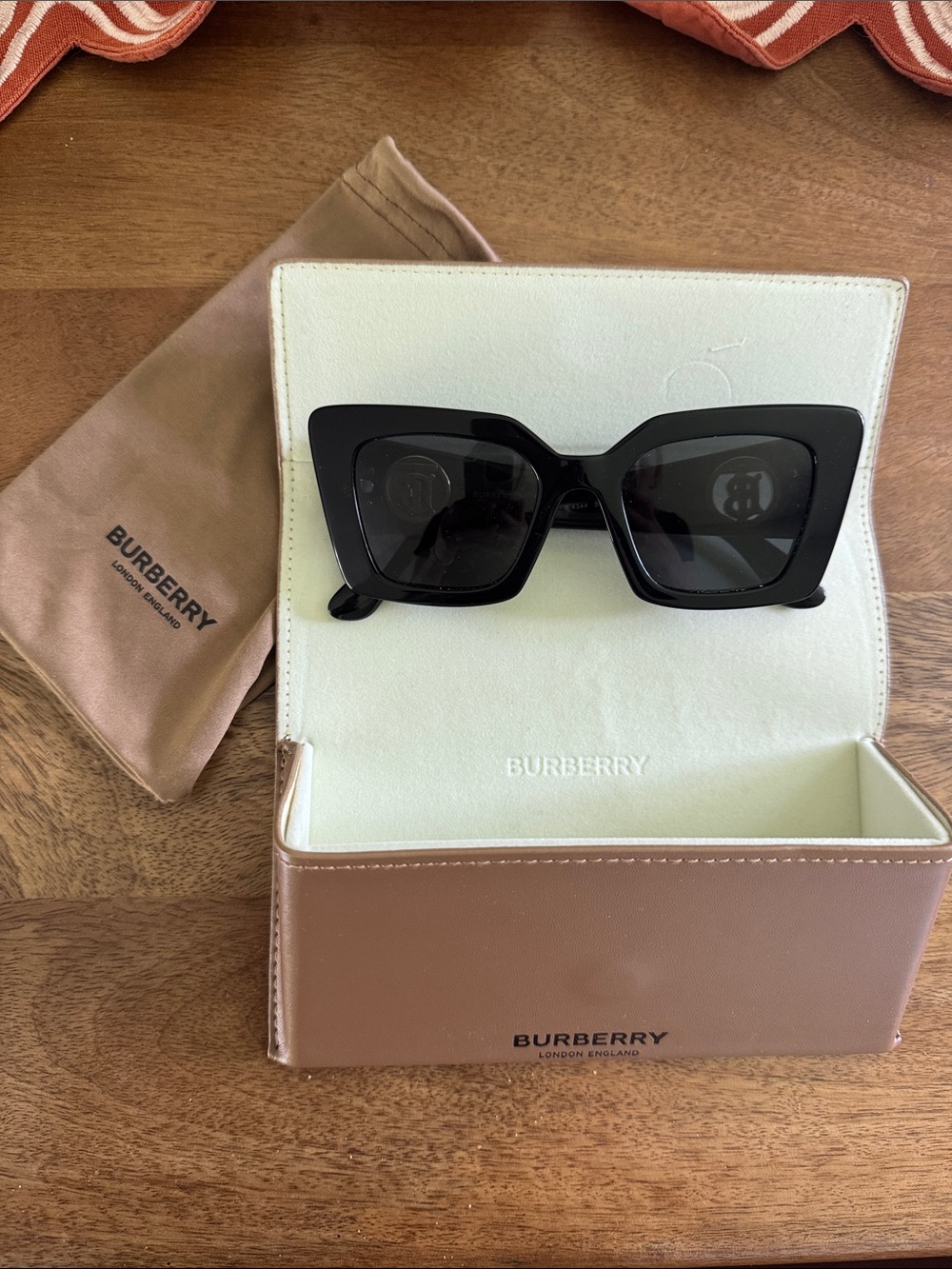 Burberry Sunglasses